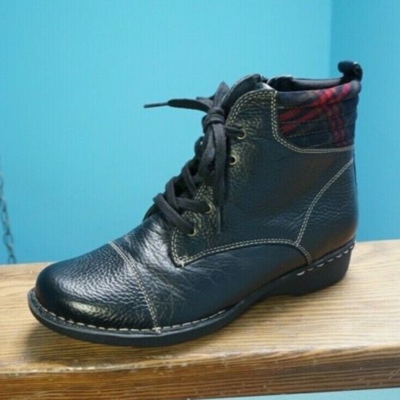 clarks whistle bea boots